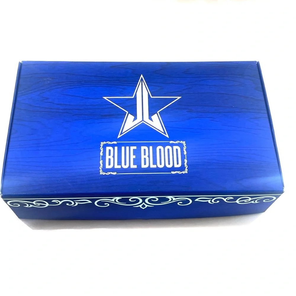 Blue blood eye shadow palette‎ by Jeffree Starr